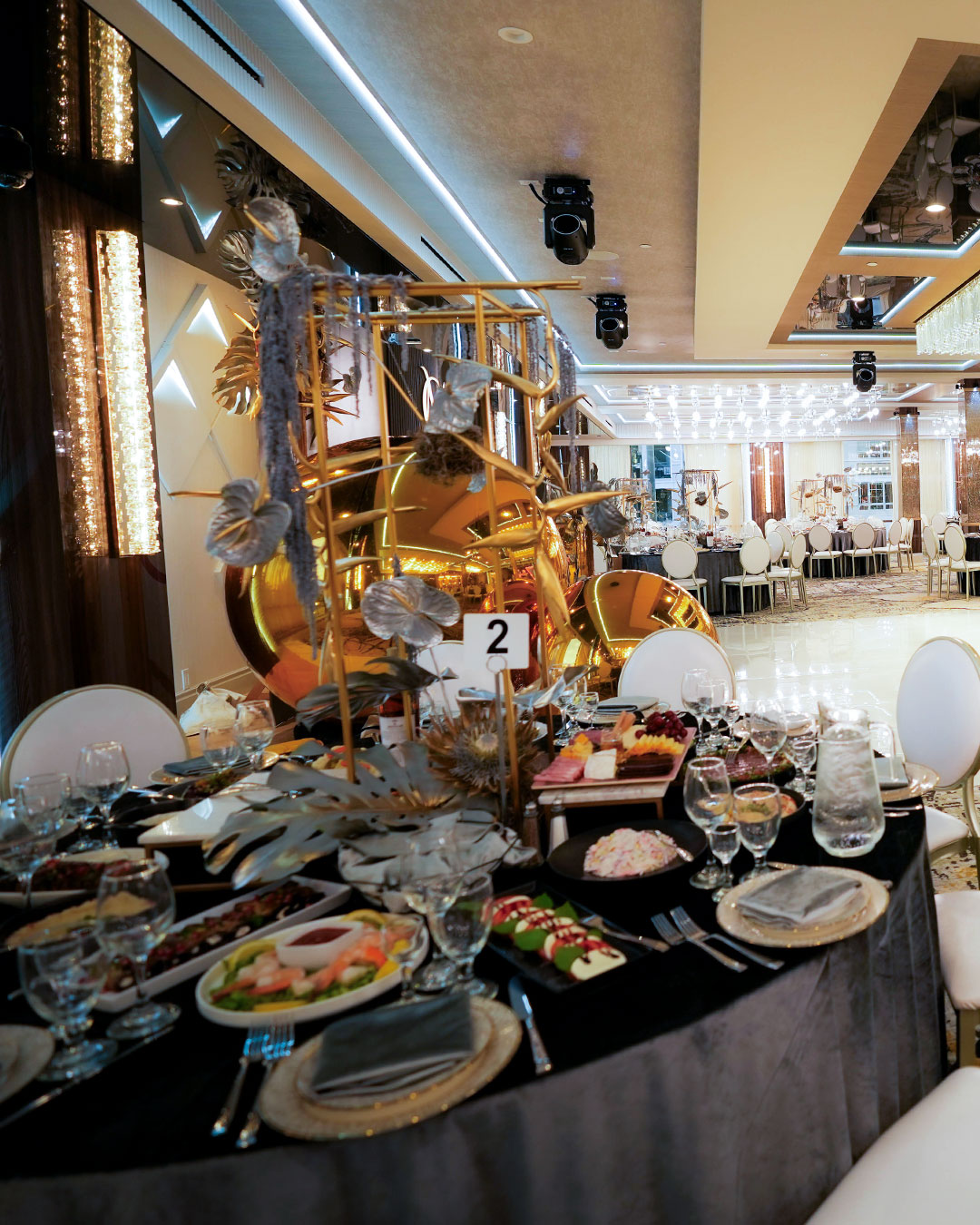 Reflections-Hallmark-Ballroom-Mobile-Gallery-15_01