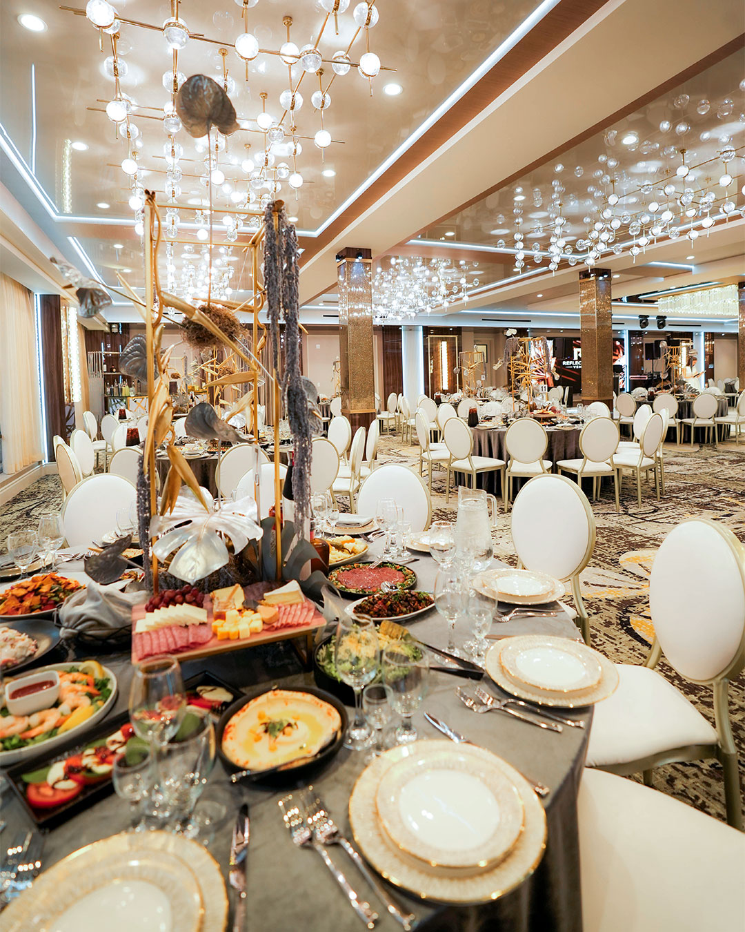 Reflections-Hallmark-Ballroom-Mobile-Gallery-16